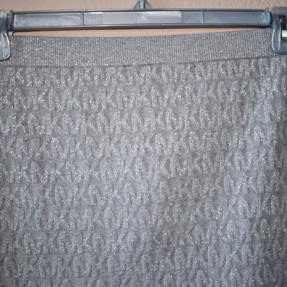 $98 Michael Kors Women's Pearl Heather/Metallic Silver Logo SWEATER SKIRT Size L - Picture 4 of 6